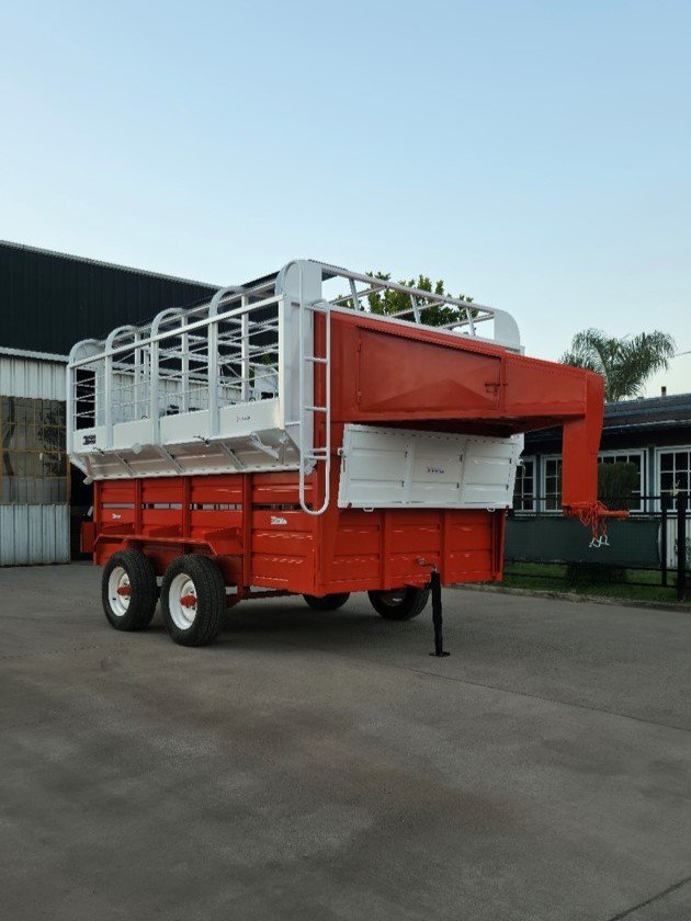 Jaula PARACOL para 4 caballos con enganche cigüeña